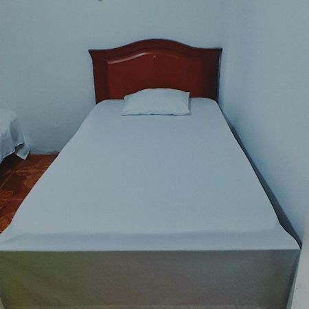 Hostal La 18 Pereira Esterno foto